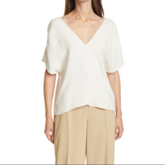 VINCE Easy V-neck Popover Cream Top In Chiffon - Picture 1 of 10